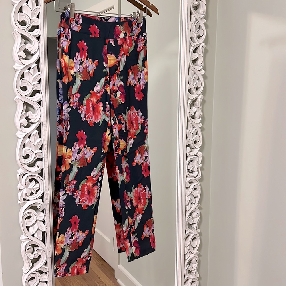 Insight floral pull on stretch pants
